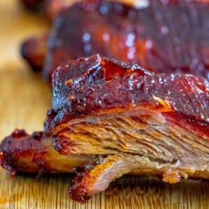 picture of smoked pork rib on a cutting board